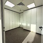 Apartment Uhf *